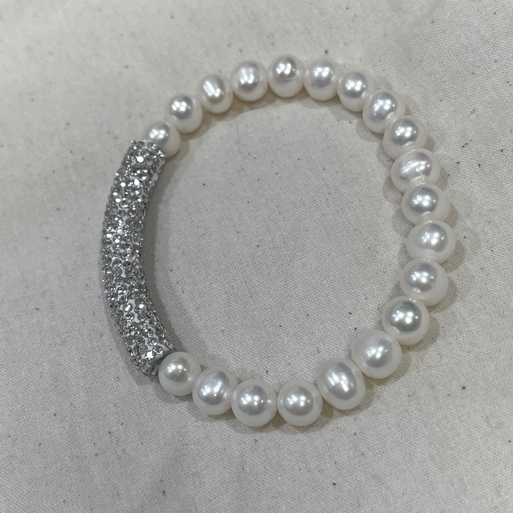 Fresh water pearls sterling silver bracelet and stones